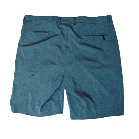 NWOT Men's Old Navy Active Stretch Shorts Grey Size 40 Waist 10 inch length - Picture 2 of 3